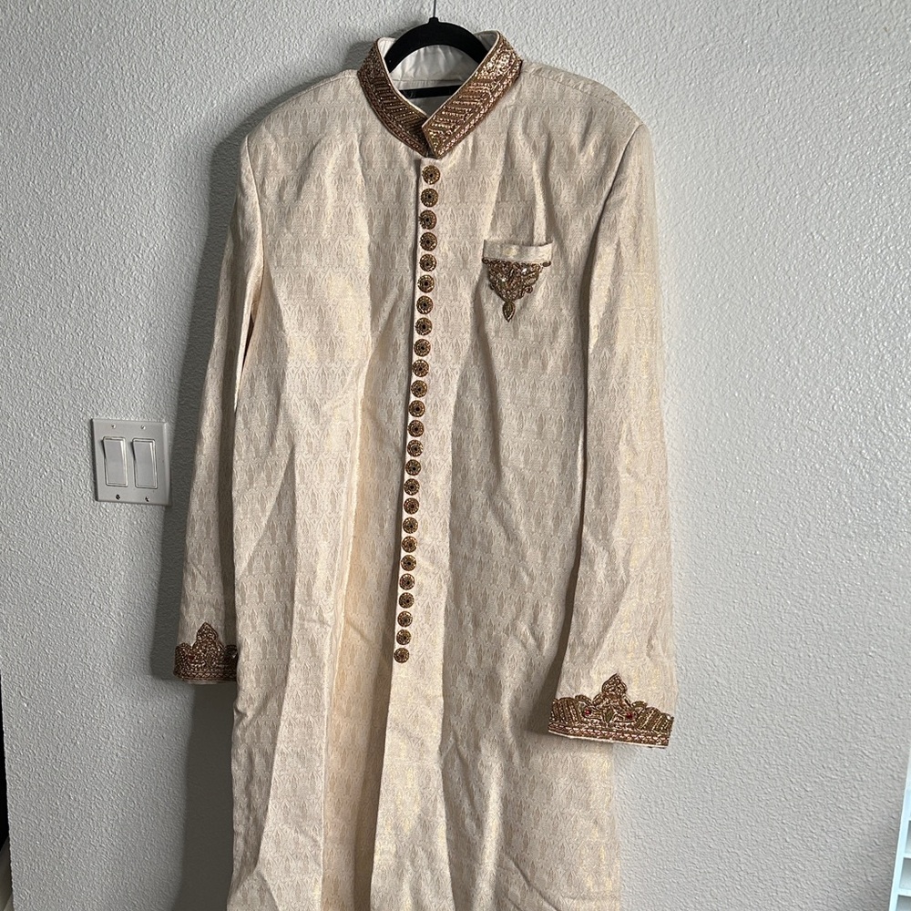 Men's Cream Embroidered long dress coat size XL ivory gold